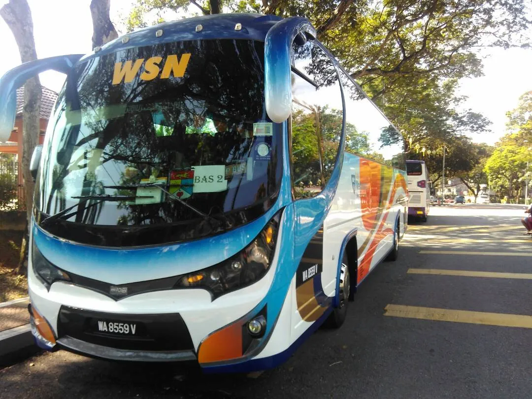 Bas persiaran VIP 44 tempat duduk untuk perkhidmatan sewaan bas